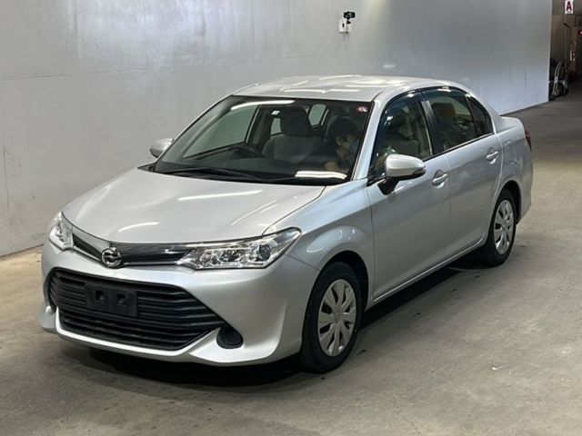 3090 Toyota Corolla axio NRE161 2016 г. (KCAA Fukuoka)